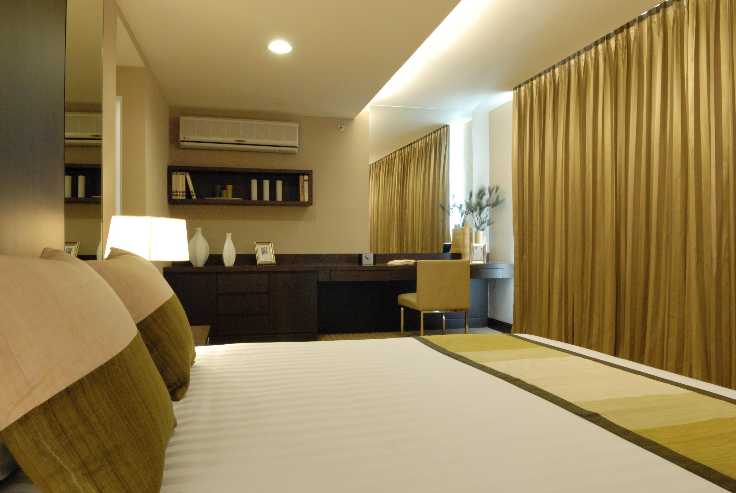 The Narathiwas Hotel & Residence Sathorn Bangkok Exteriör bild