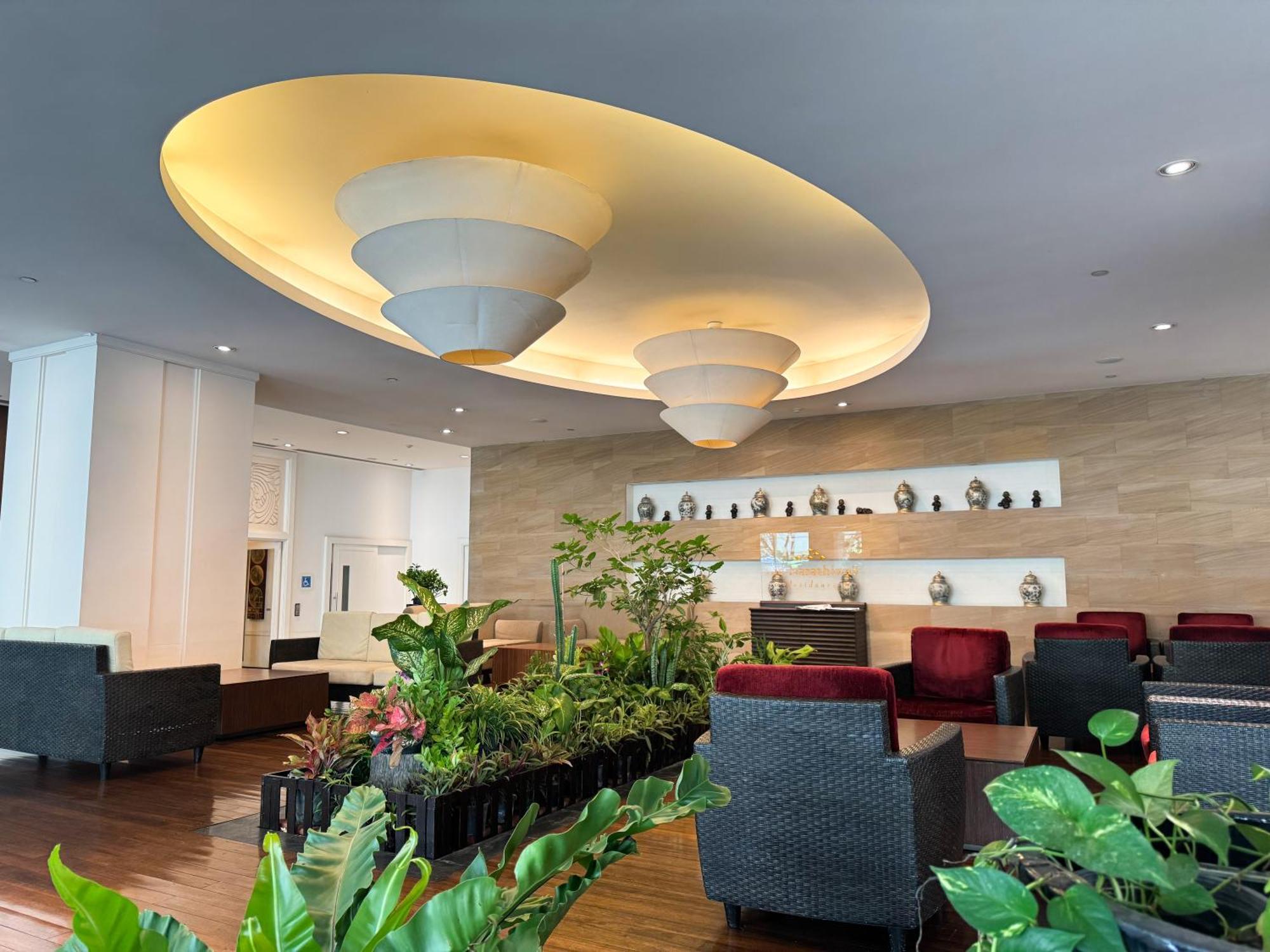 The Narathiwas Hotel & Residence Sathorn Bangkok Exteriör bild